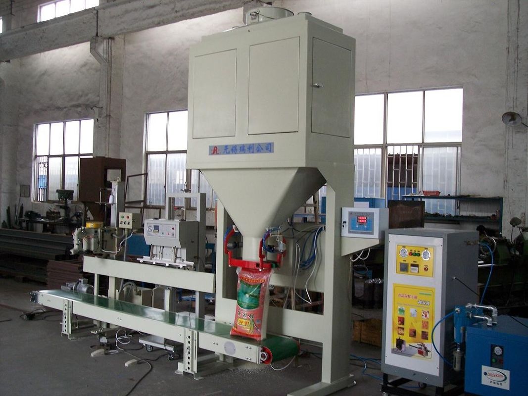 Pneumatic Auto Bagging Machines , Durable Wheat Packaging Machine Low Noise